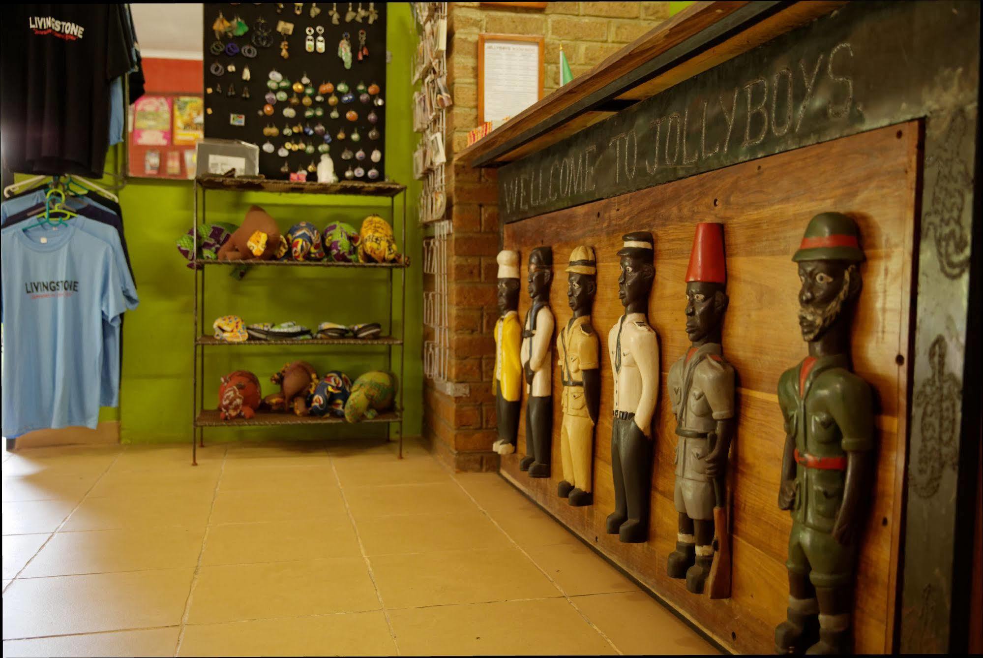 Хостел Jollyboys Backpackers Ливингстон Экстерьер фото