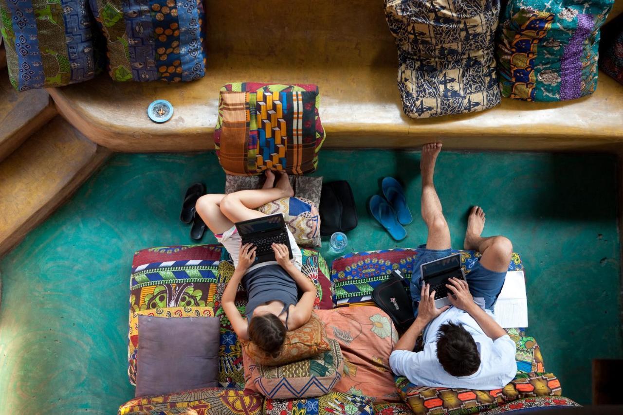 Хостел Jollyboys Backpackers Ливингстон Экстерьер фото